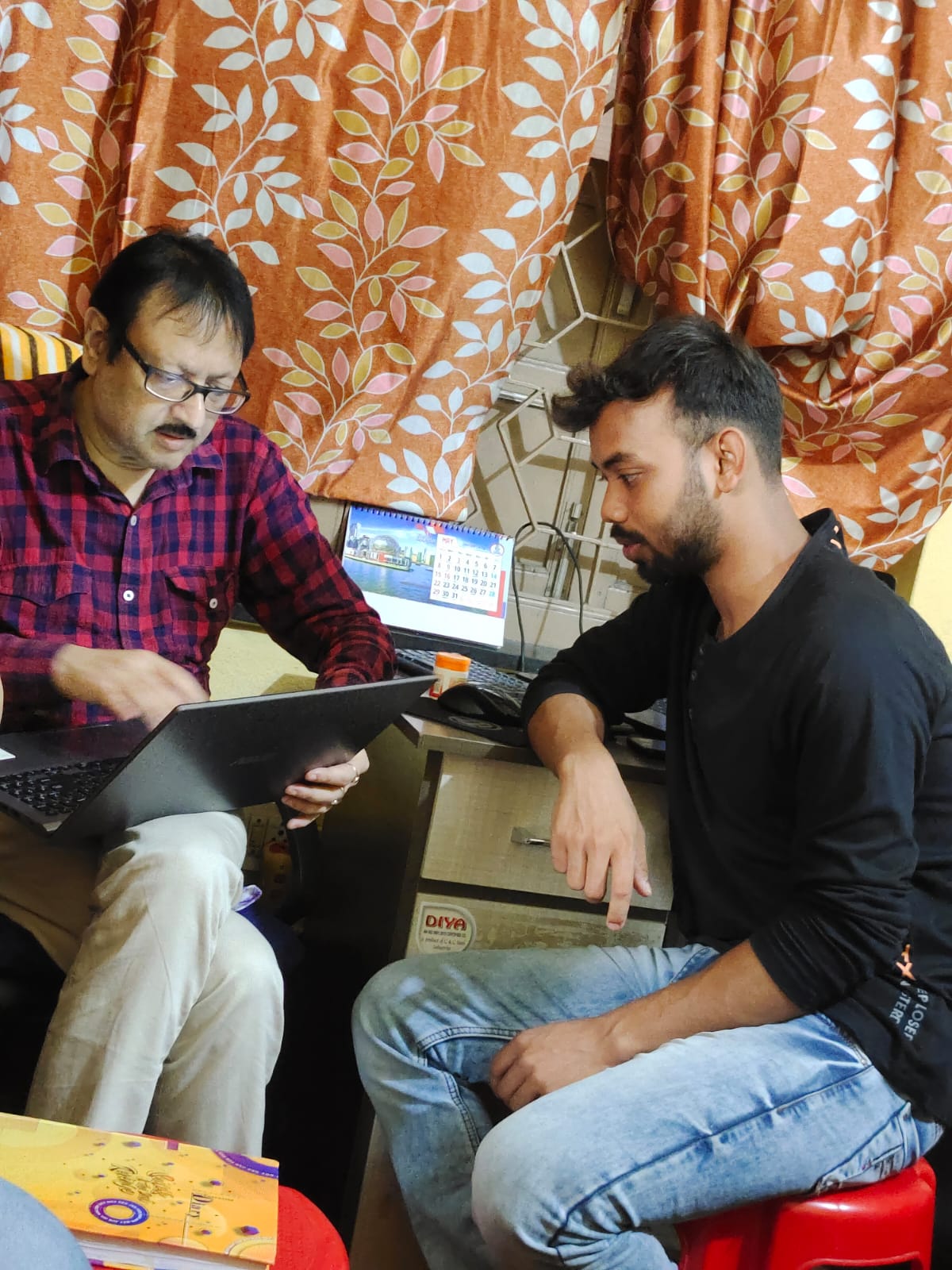 Download free bootstrap 4 landing page, free boootstrap 4 templates, Download free bootstrap 4.1 landing page, free boootstrap 4.1.1 templates, meyawo Landing page